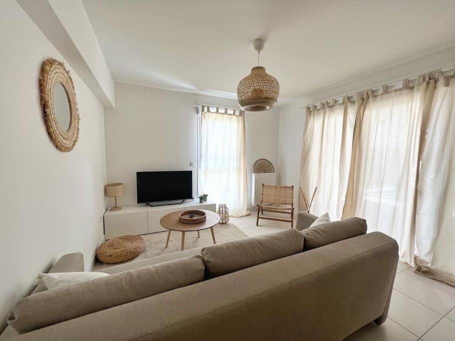 Alma Terra - Terrasse Privative Apartment Lagord Bagian luar foto
